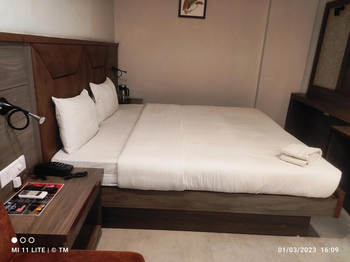 Hotel K79 จัมเชดปูร์ ภายนอก รูปภาพ