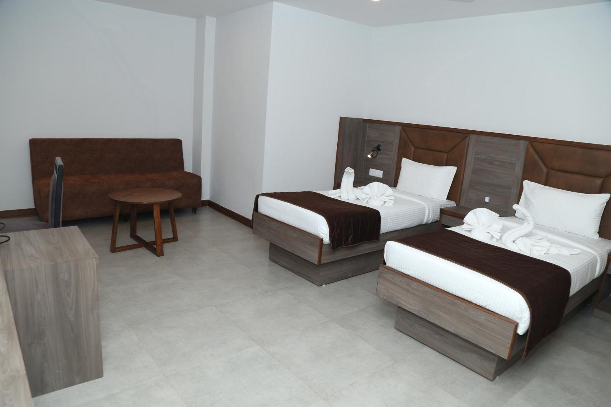 Hotel K79 จัมเชดปูร์ ภายนอก รูปภาพ
