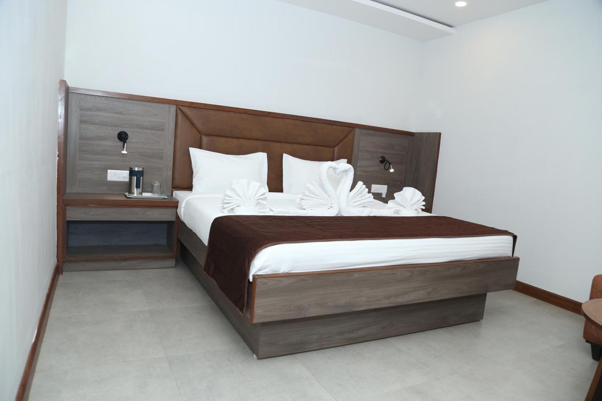 Hotel K79 จัมเชดปูร์ ภายนอก รูปภาพ