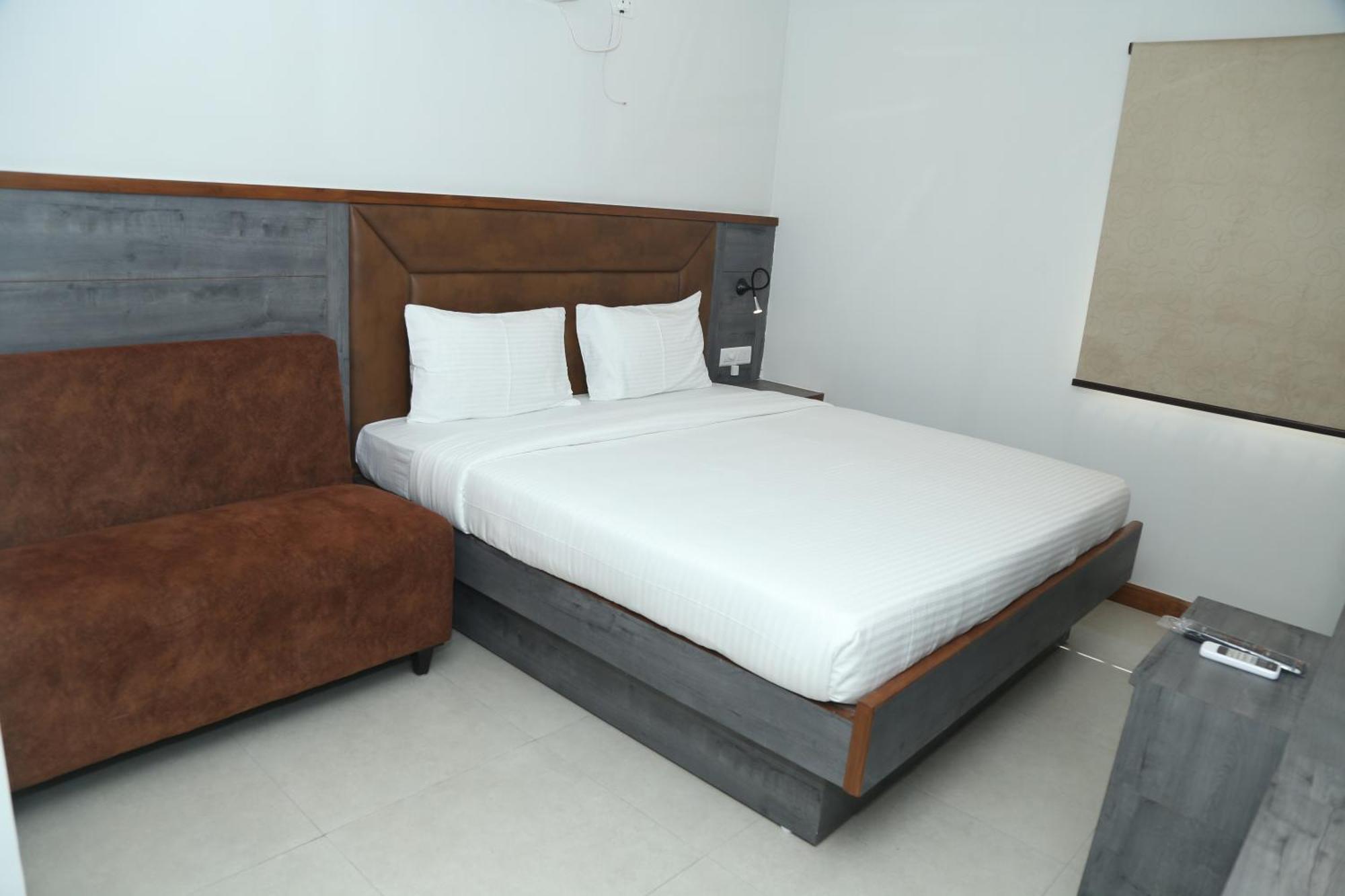Hotel K79 จัมเชดปูร์ ภายนอก รูปภาพ