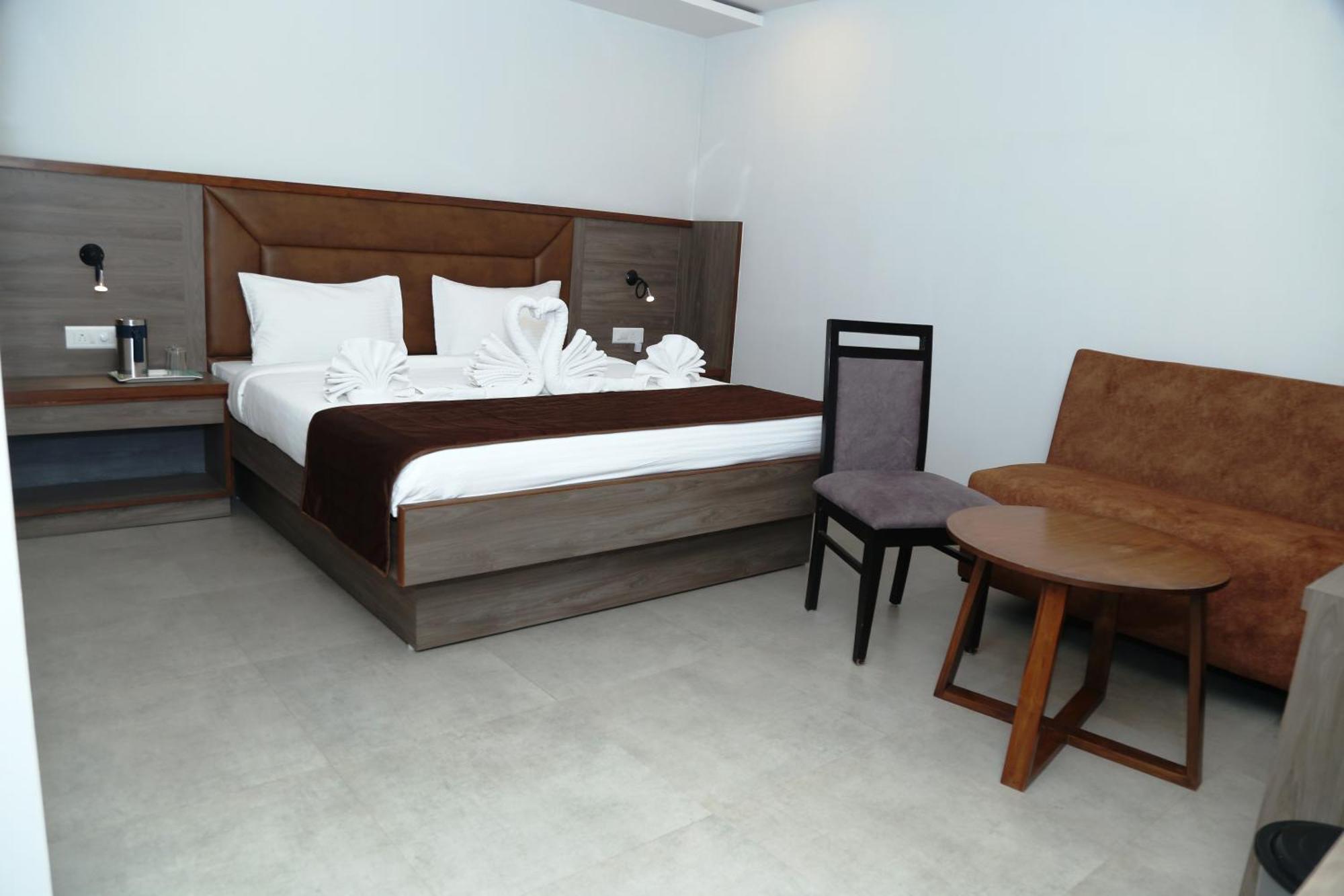 Hotel K79 จัมเชดปูร์ ภายนอก รูปภาพ